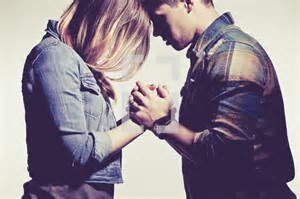 53. Man_Woman_praying